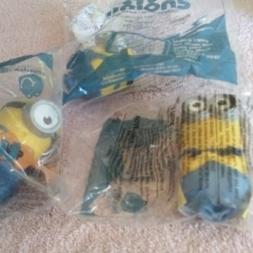 2015 McDonald's happy meal minions
